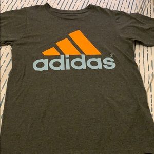 Men’s Adidas shirt